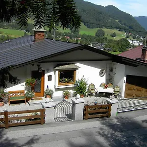Haus Bergfrieden Apartment