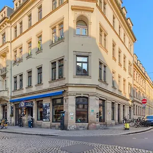 Hostel Mondpalast 