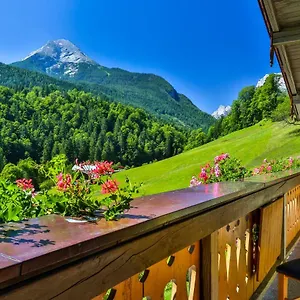 Alpenferienwohnungen Wiesenlehen Apartment